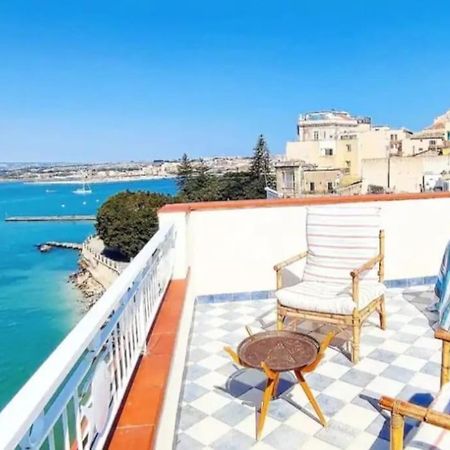 Terrazza Sul Mare Attico "Alfeo E Aretusa" Syrakuzy Zewnętrze zdjęcie