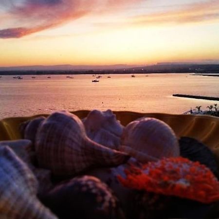 Terrazza Sul Mare Attico "Alfeo E Aretusa" Syrakuzy Zewnętrze zdjęcie